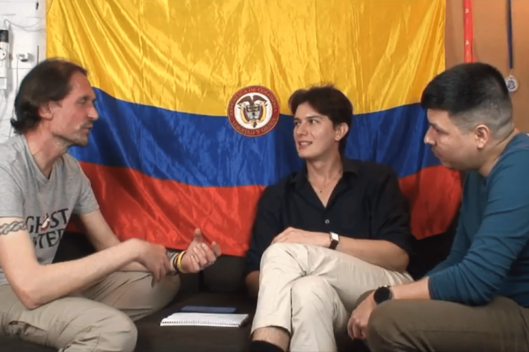III: EJEMPLOS DE ESFUERZO