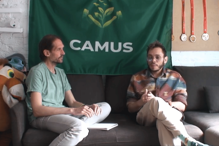 IV: MÁS FUERTE QUE LA CAÍDA